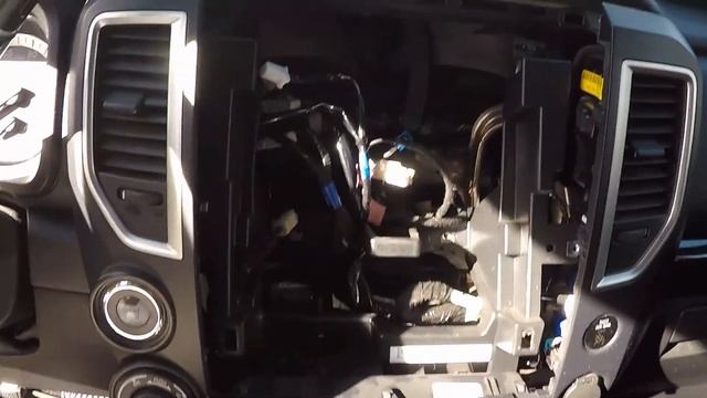 Phoenix PX6 Installed in 18 Nissan Titan смотреть онлайн
