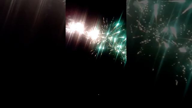 салют день поселка пгт Черноморское смотреть онлайн