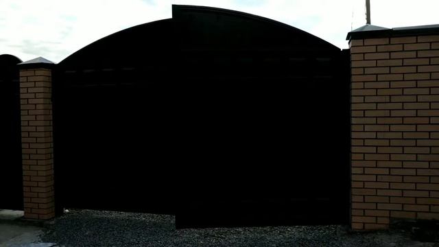 Ворота филенчатые комбинированные с профлистом под дерево. смотреть онлайн