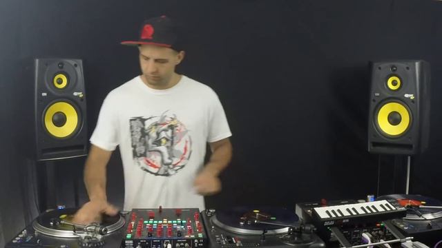 BEST DJ VEKKED 2015 DMC WORLD CHAMPION!!! смотреть онлайн