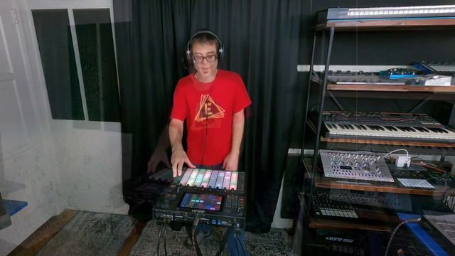 Old Skool Freestyle DnB Set for Clownfest 7! смотреть онлайн