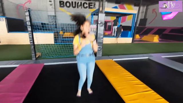 India's Largest TRAMPOLINE Park in MUMBAI | BOUNCE | Ticket Prices , Timings & Offers смотреть онлайн