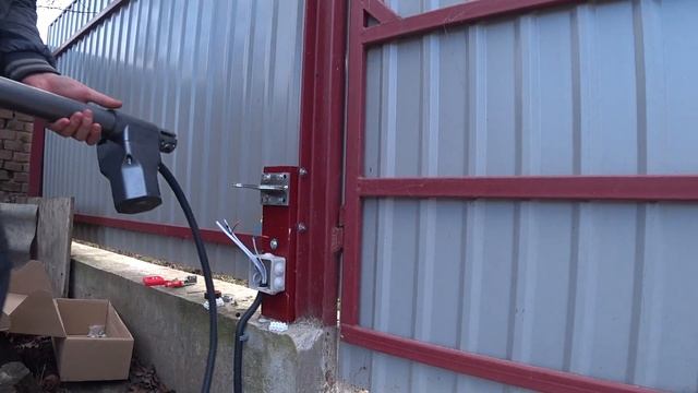 Установка автоматики Edinger на распашные ворота, открывающиеся внутрь часть 2 смотреть онлайн