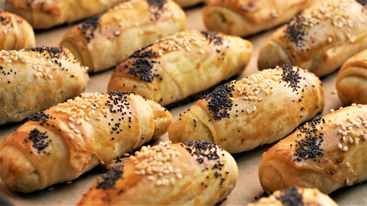 ПОЧЕМУ я раньше ТАК НЕ ГОТОВИЛА? Вкуснее, чем просто пирожки! Слоеные пирожки смотреть онлайн