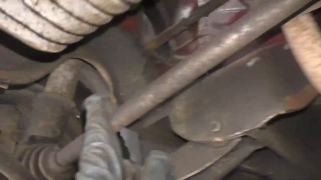 Замена подушки двигателя. Таврия смотреть онлайн
