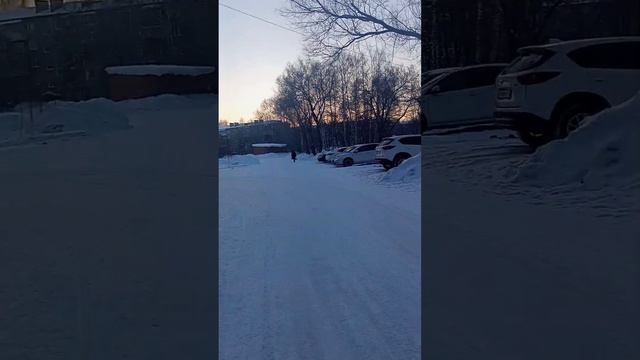 Прогулка + ОБЪЯСНЕНИЕ ПОЧЕМУ Я СТАЛ ДНОМ С 1000 ПОДПИСЧИКАМИ смотреть онлайн