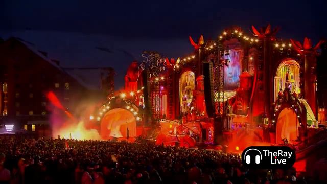 Steve Aoki & Dagny - Hit Your Heart [Live at Tomorrowland Winter] смотреть онлайн