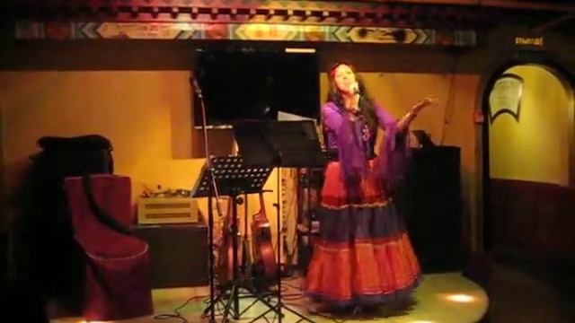 Алина Цветкова Пой, звени, моя гитара смотреть онлайн