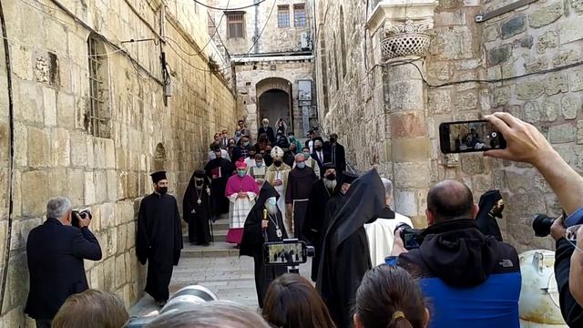 Эпоха Короновируса Посещение Патриархом Латинским Иерусалима Храма Гроба Господня 4/12/20 смотреть онлайн