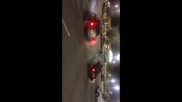 Nb Miatas burnout at sonic car meet Epic!!! смотреть онлайн