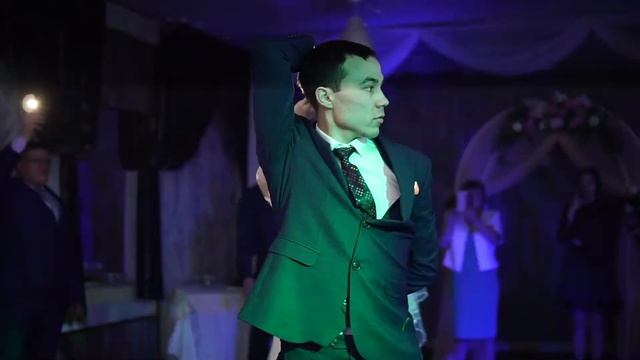 С любовь ❤ нежный свадебный танец смотреть онлайн