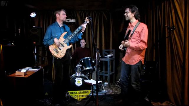THE POINT TRIO -Cissy Strut JAZZ BAR POLICE STATION смотреть онлайн