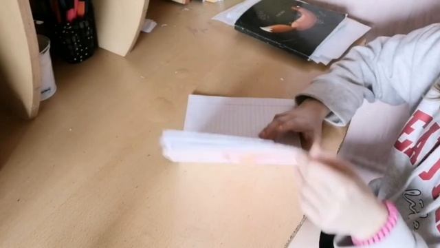 Как быстро сделать уроки? // лайфхаки для учёбы// смотреть онлайн