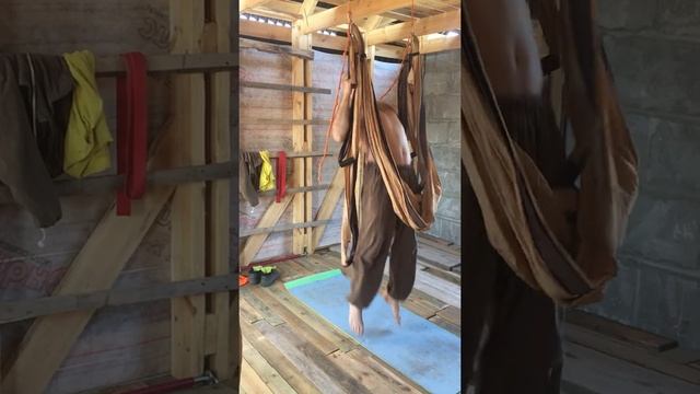 Подтягивание в уступающем режиме в гамаке смотреть онлайн