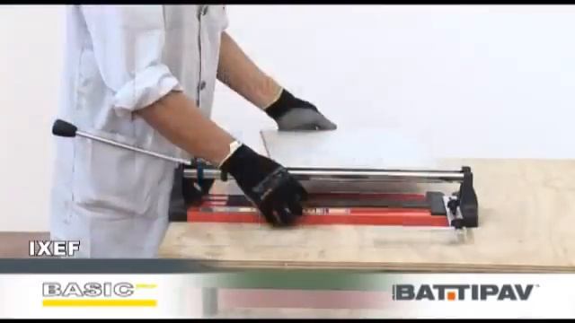 Плиткорез NUOVA BATTIPAV BASIC PLUS 60 в кейсе смотреть онлайн