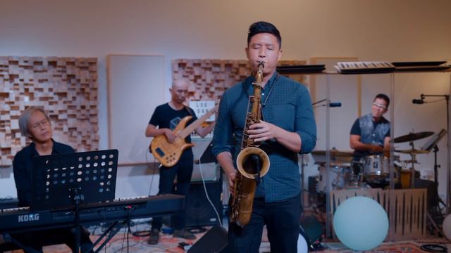 Nothing's Gonna Change My Love For You (LIVE Saxophone Cover) - George Benson смотреть онлайн