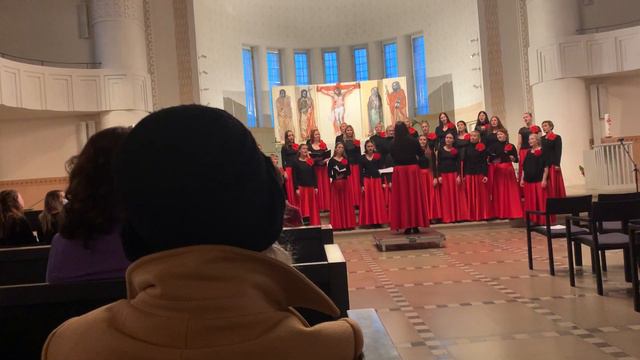 Emajõe Laulikud, dirigent Vilve Maide, Hain Hõlpus (1972) / Debora Vaarandi (1916–2007)"Ööviiul" смотреть онлайн