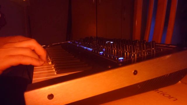 Roland jupiter xm - Flight to mars смотреть онлайн