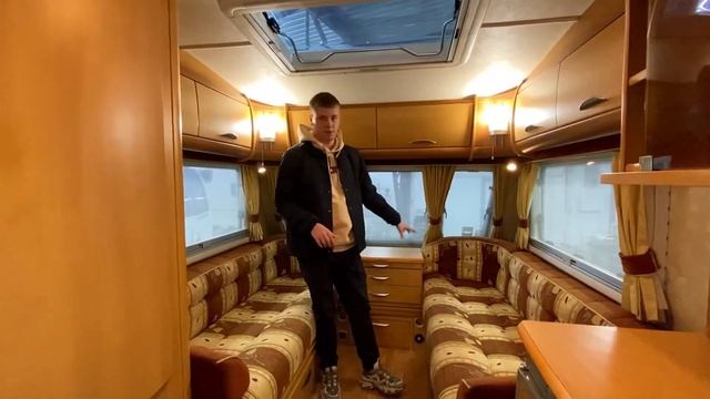 Очень компактный кемпер для 2-3 человек