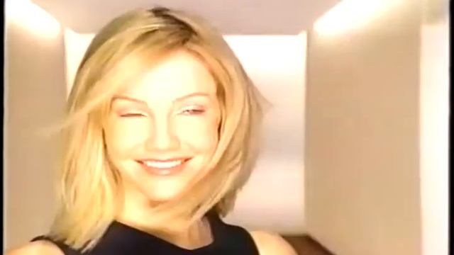 1999 Loreal Hair Commercial смотреть онлайн