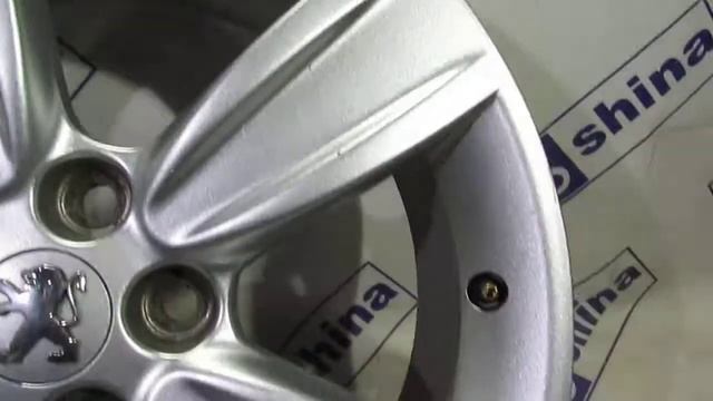Диск бу Peugeot R18 J7 5x114.3 литой оригинальный - 0015923FAL1VID смотреть онлайн
