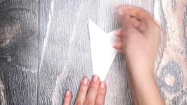 КРАСИВАЯ АЖУРНАЯ снежинка из бумаги своими руками смотреть онлайн