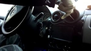 Снятие дефлектора,рено сандеро(2)