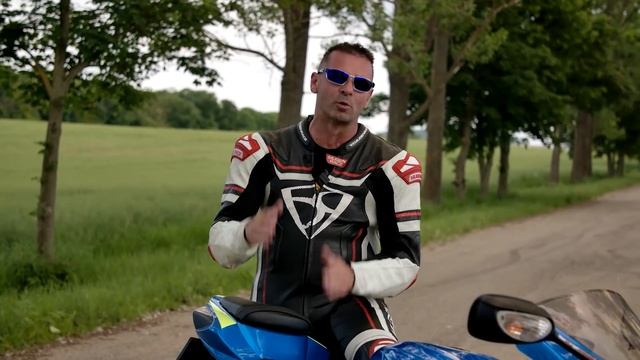 Suzuki GSX-R 750 (2011) - Az igazi sportmotor смотреть онлайн