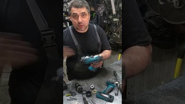 Меняем редуктор на Makita 6337D , 6317D, 6347D смотреть онлайн