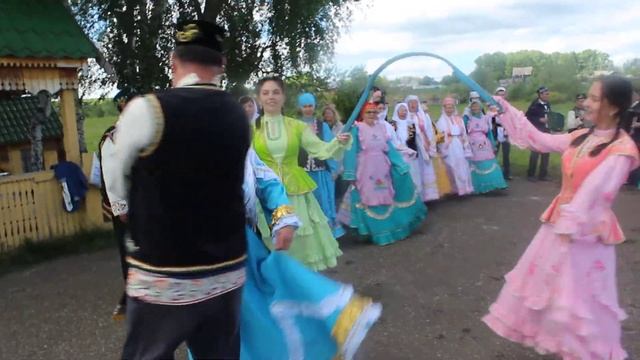 «Татарская свадьба» у родника смотреть онлайн