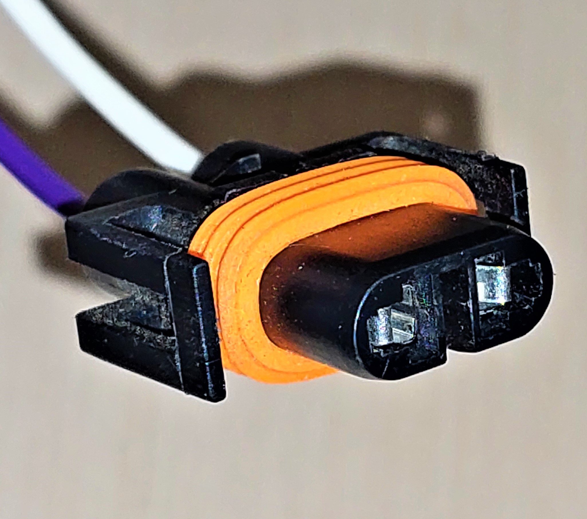 Как разобрать разъём для лампы H8, H11