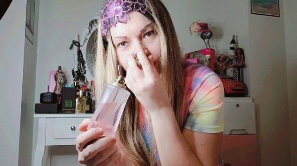 Духи Atelier Versace eclat de rose eau de parfum отзыв