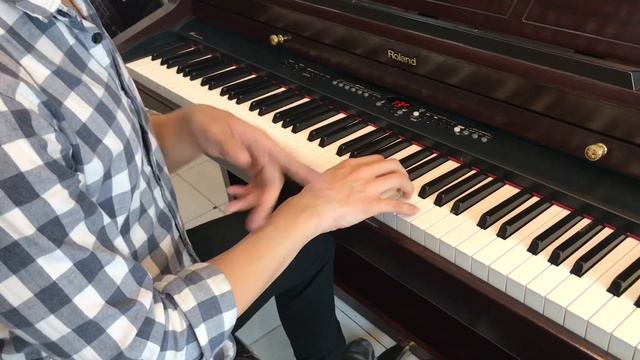 Piano ROLAND HP-7 смотреть онлайн