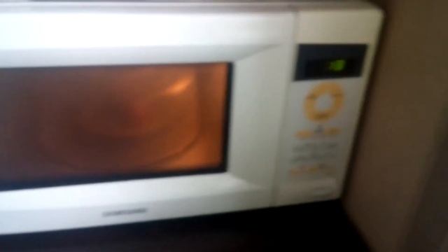 Взорвали яйцо в микроволновке смотреть онлайн