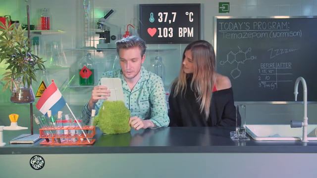 Bastiaan is knocked out by Temazepam Drugslab смотреть онлайн