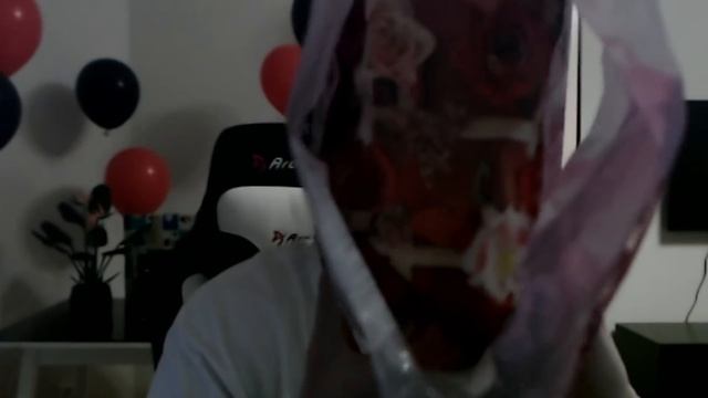 У ТУЗА ДЕНЬ РОЖДЕНИЯ // РАСПАКОВКА ПОДАРКОВ смотреть онлайн