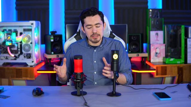 Emojis en un Micrófono? - RAZER Seiren Emote смотреть онлайн