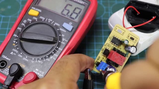 That's why you shouldn't throw away your old phone charger ! смотреть онлайн