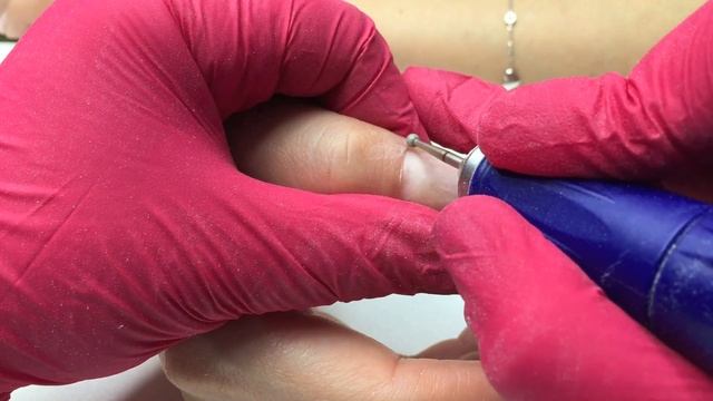 АППАРАТНЫЙ МАНИКЮР/БЕЗ ИСПОЛЬЗОВАНИЯ РЕЖУЩИХ ИНСТРУМЕНТОВ