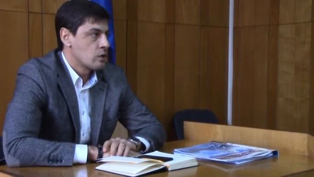 Решение проблемы вывоза мусора и ремонт ул Шт чел Маре 27 12 2017 смотреть онлайн