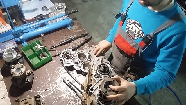 Раздатка Нивы становится тише. смотреть онлайн
