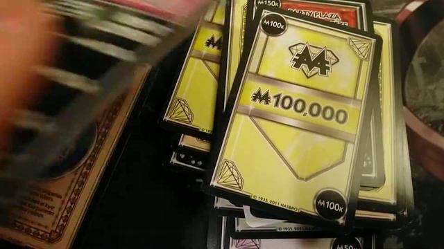 Box opening of Monopoly millionaire deal card game смотреть онлайн