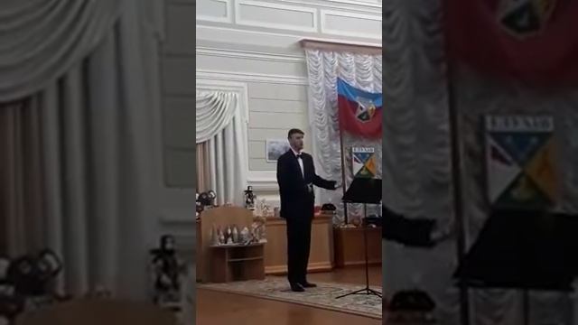 Чия ж то хатина))) смотреть онлайн
