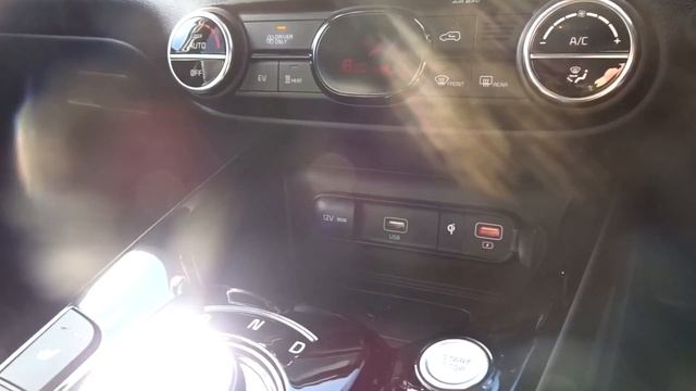 Kia Soul FIRST EDITION - FJ Chalke, Yeovil смотреть онлайн