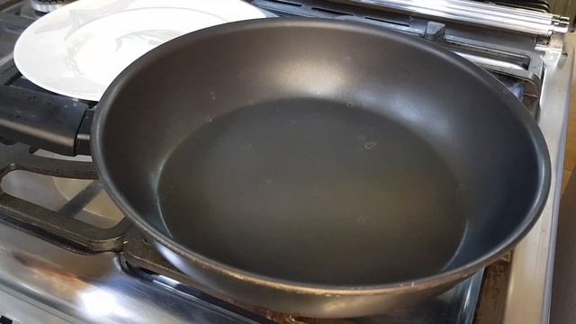 ДОМАШНИЕ БЛИНЫ. БЛИНЧИКИ БАБУШКИН РЕЦЕПТ. смотреть онлайн