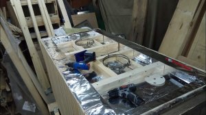 Как сделать"окошко" в деревянной коптильне для конвектора