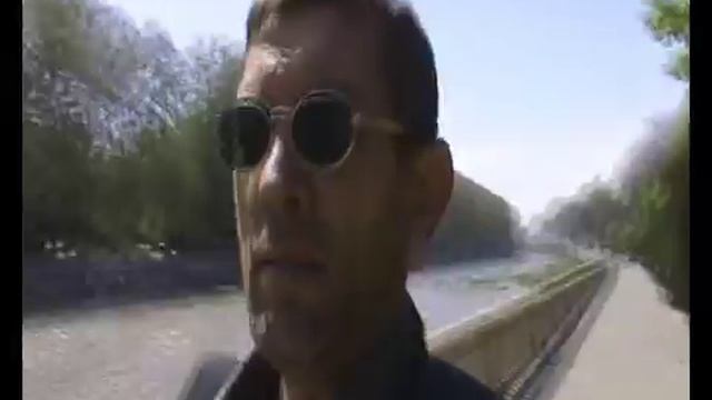 Праздношатающийся от Ривьеры домой.mp4 смотреть онлайн