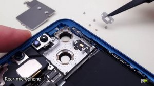 iPhone 13 Teardown - Full Disassembly