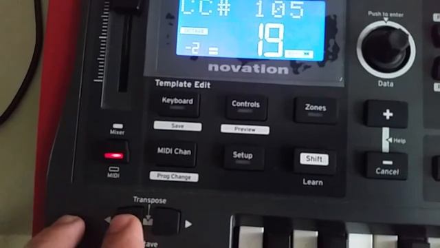 NOVATION IMPULSE 25
