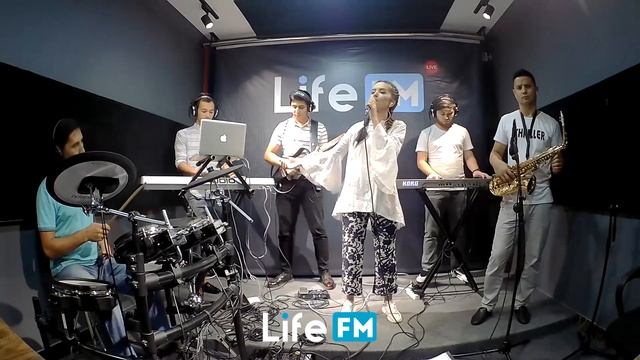 Zahida - Надежда, мой компас земной (Life Cover) смотреть онлайн